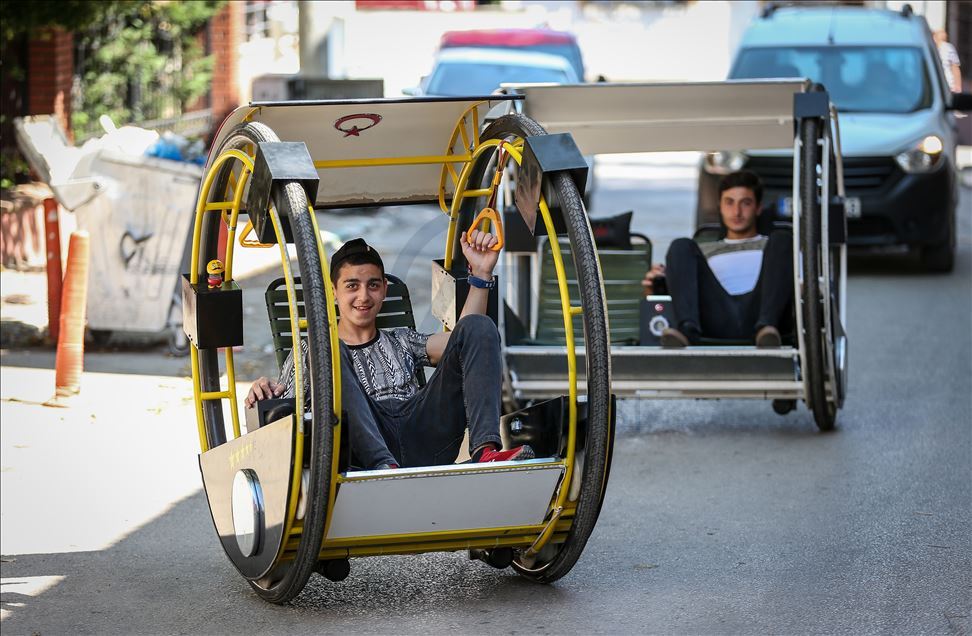 Ürettiği "Hacıyatmaz" adlı iki tekerlekli araçla ilgi odağı oldu