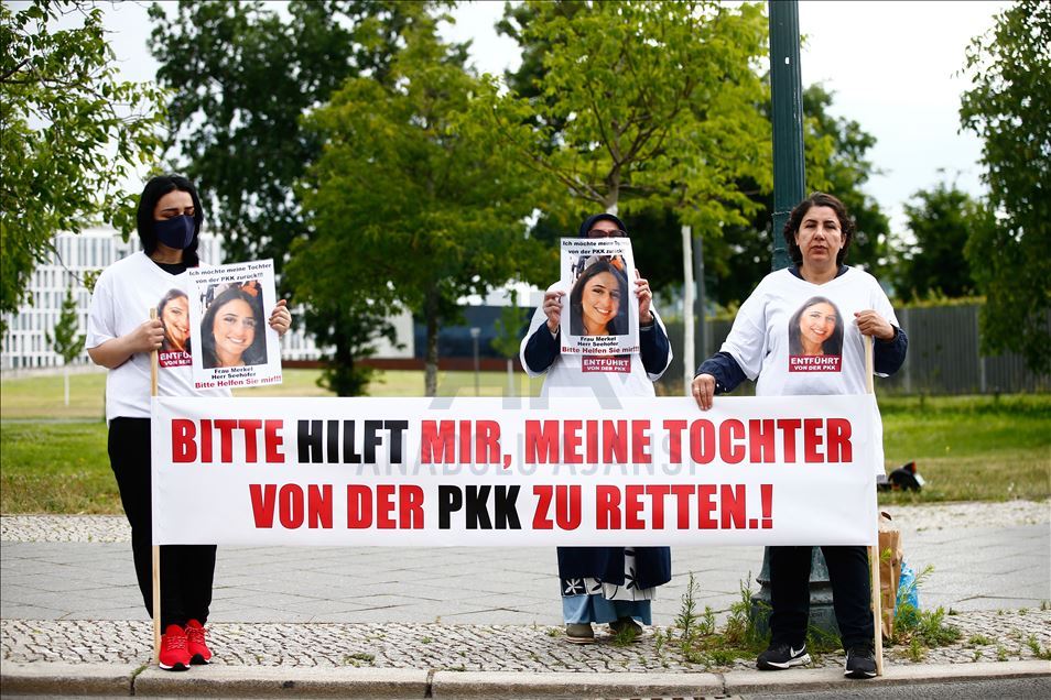 Ji dayika ku li Almanyayê keça wê ji hêla PKKyê hat revandin bo keça xwe bangewaziya "vegere malê"