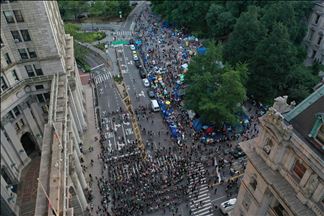 U New Yorku i dalje traju antirasistički protesti