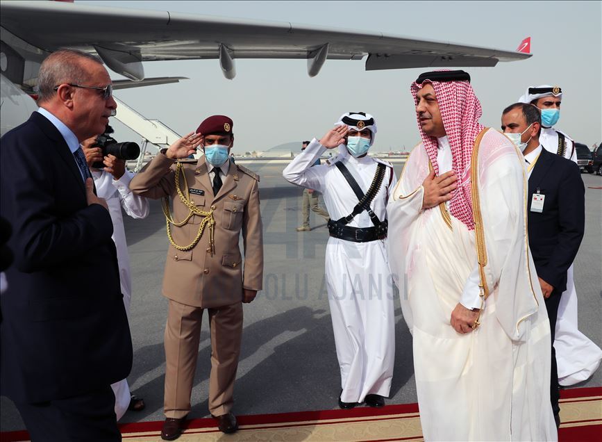 Президент Турции прибыл в Катар
