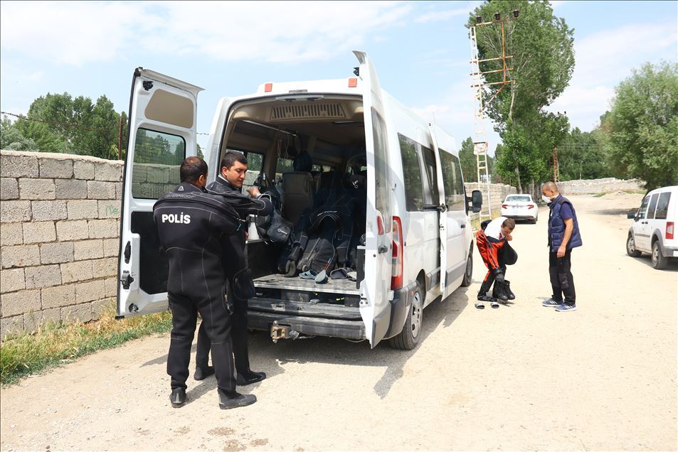 Van'da dün kaybolan çocuğu arama çalışmaları devam ediyor