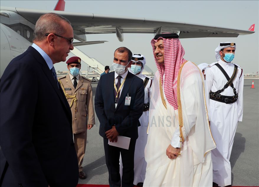 Президент Турции прибыл в Катар
