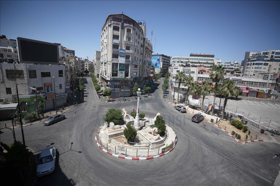 بدأ الجمعة إغلاق شامل بالضفة الغرب