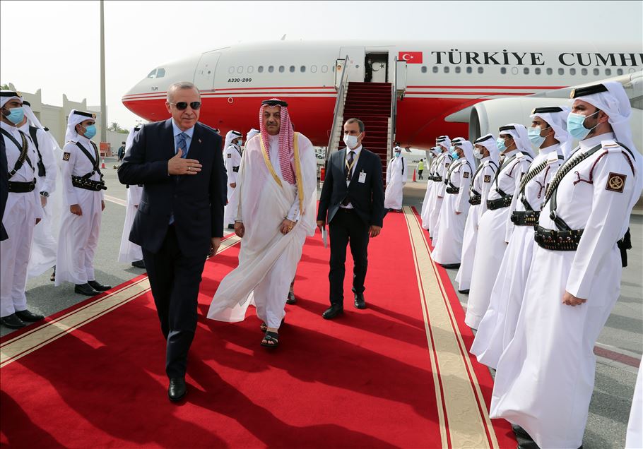 Cumhurbaşkanı Erdoğan Katar'a geldi
