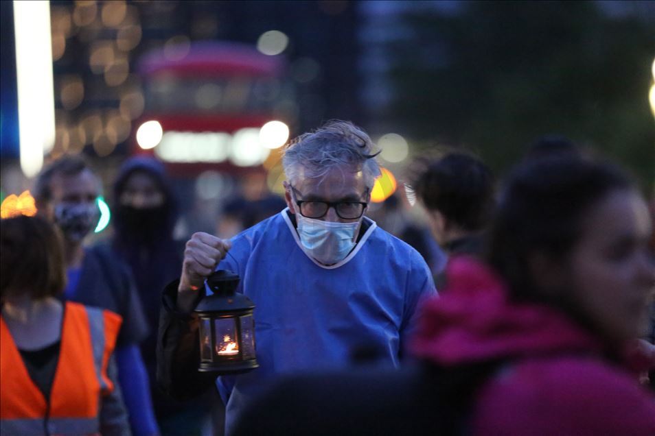 Londër, përkujtohen viktimat e koronavirusit
