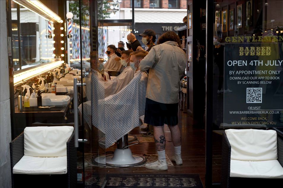 Reino Unido: restaurantes, cafeterías y bares reabren sus puertas a la población