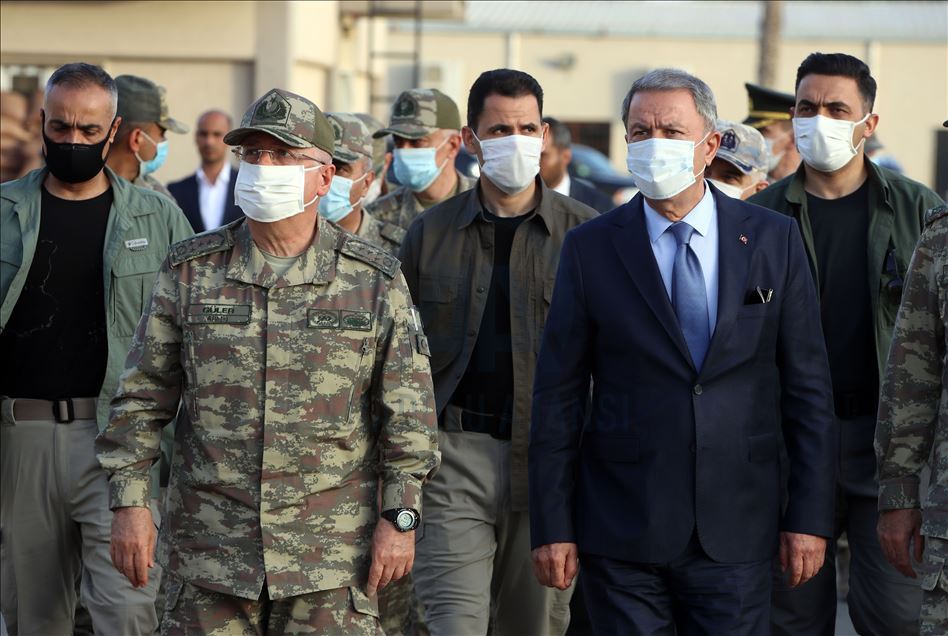 Milli Savunma Bakanı Akar Libya'da
