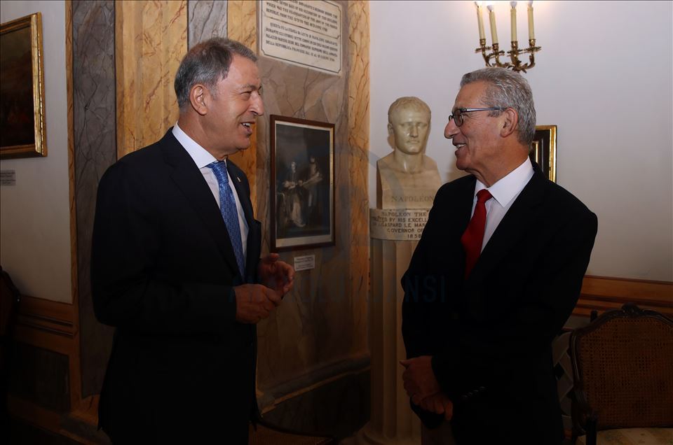 Bakan Akar ve Genelkurmay Başkanı Güler Malta'da