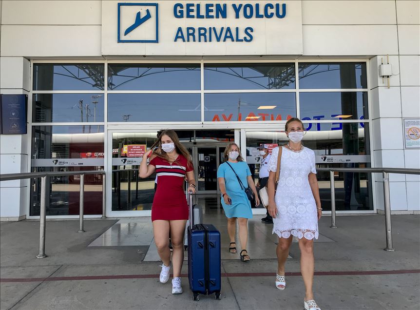 Turistlerin Türkiye'deki "sağlıklı tatil" yolculuğunu AA görüntüledi