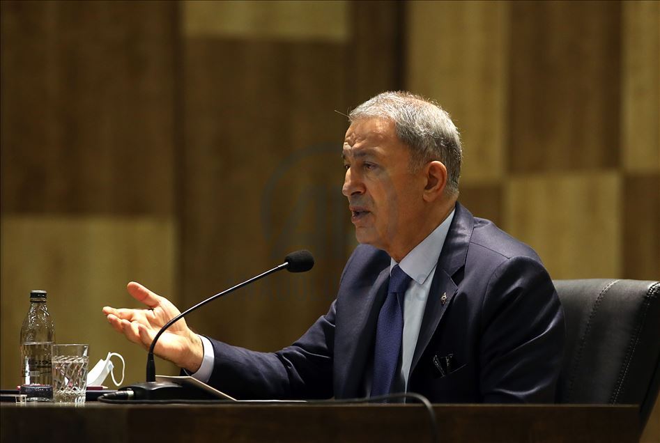 Milli Savunma Bakanı Akar Libya'da
