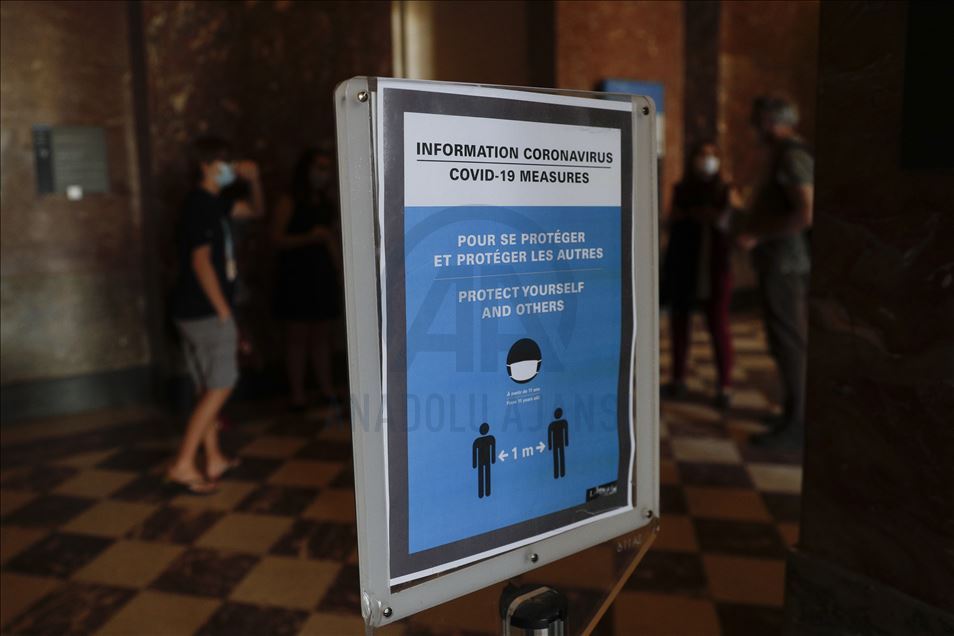 Museum Louvre di Paris kembali dibuka setelah "lockdown"