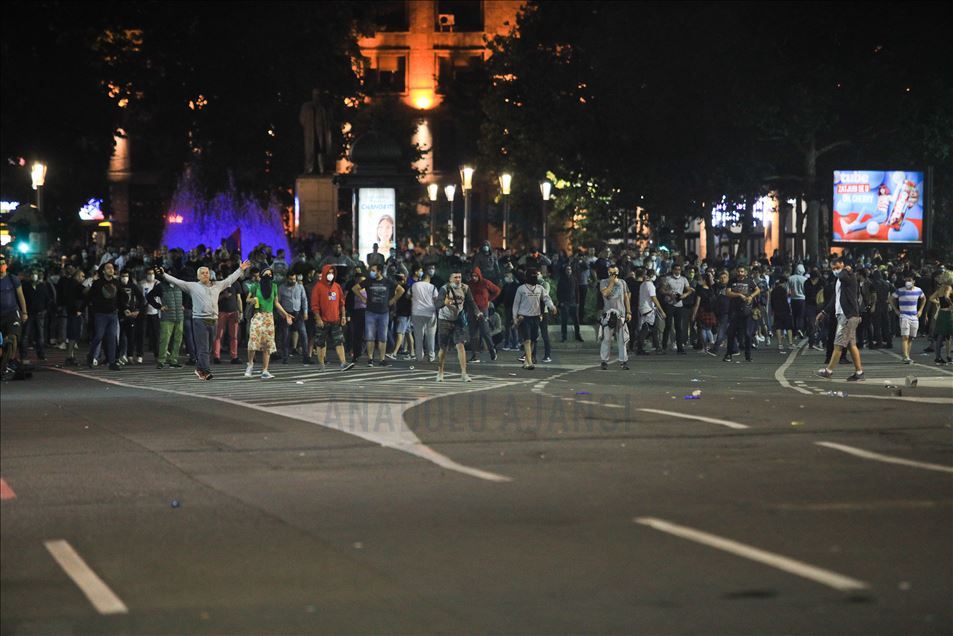 Протести во Белград
