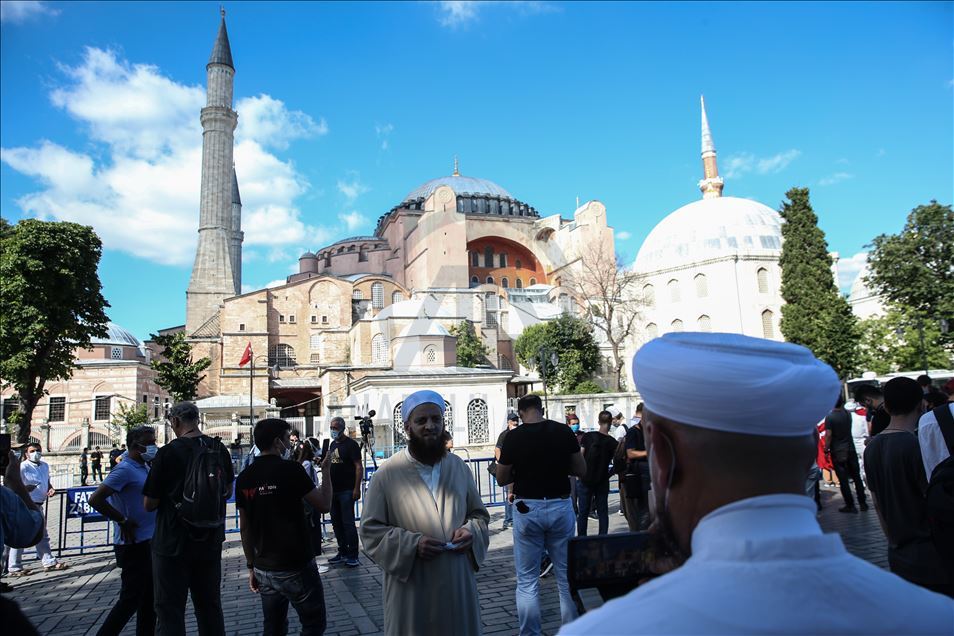 Danıştay 10. Dairesinin "Ayasofya" kararı sevinçle karşılandı