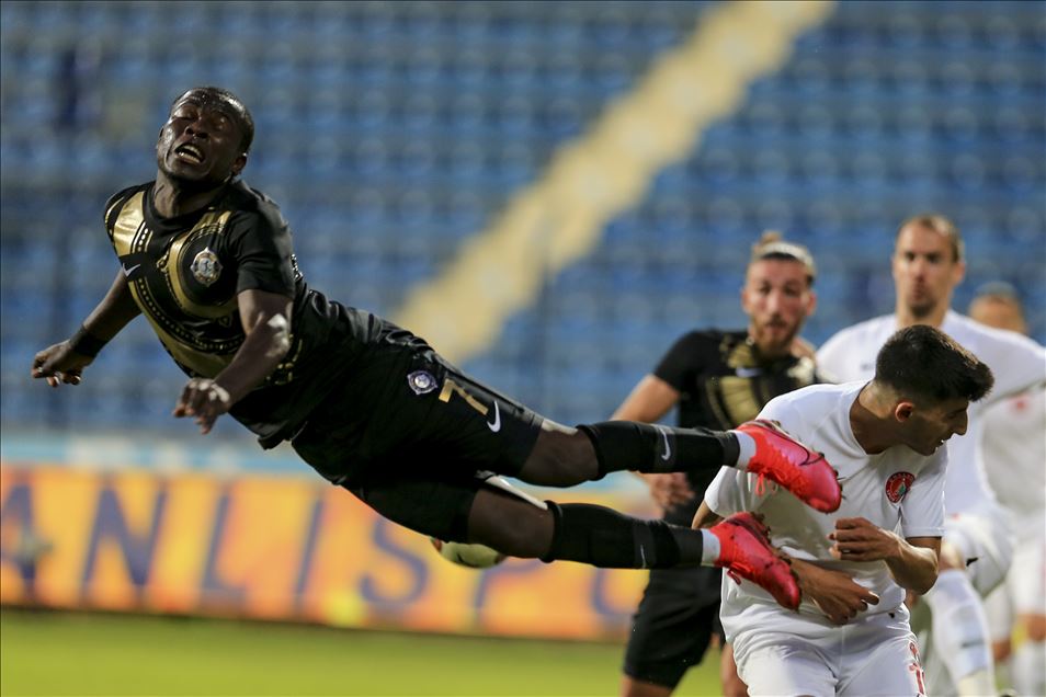 Osmanlıspor - Cesar Grup Ümraniyespor

