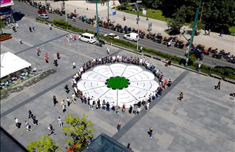 Motoristi razvili “Cvijet Srebrenice“ u Sarajevu i uputili se za Potočare