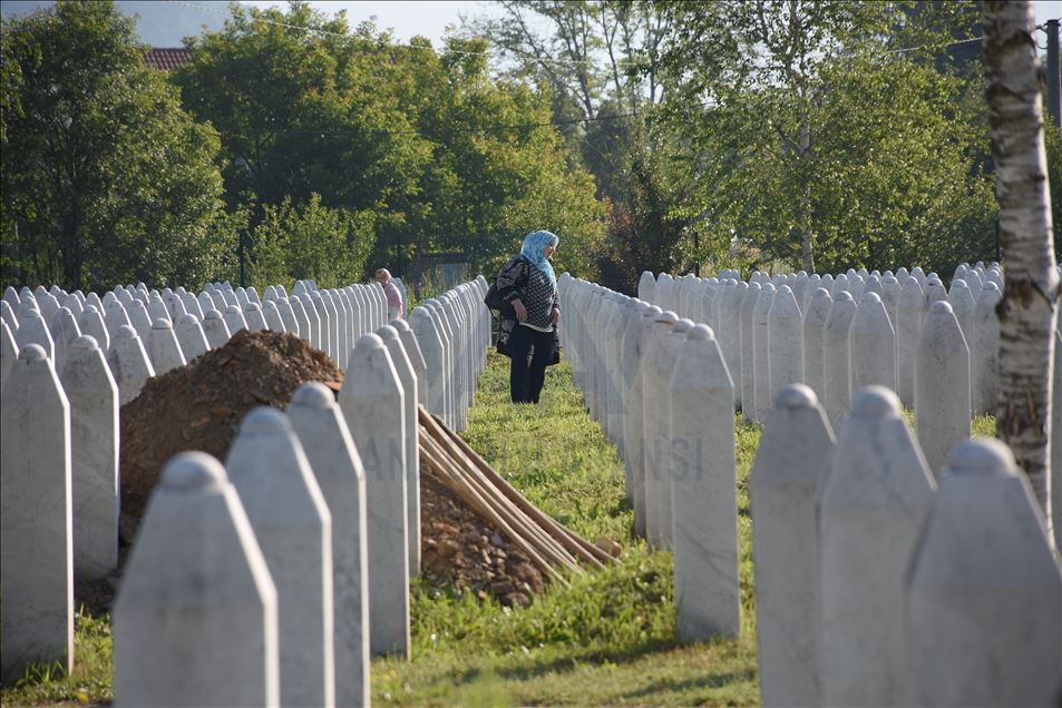 Ahead of 9 Srebrenica Genocide victims' burial