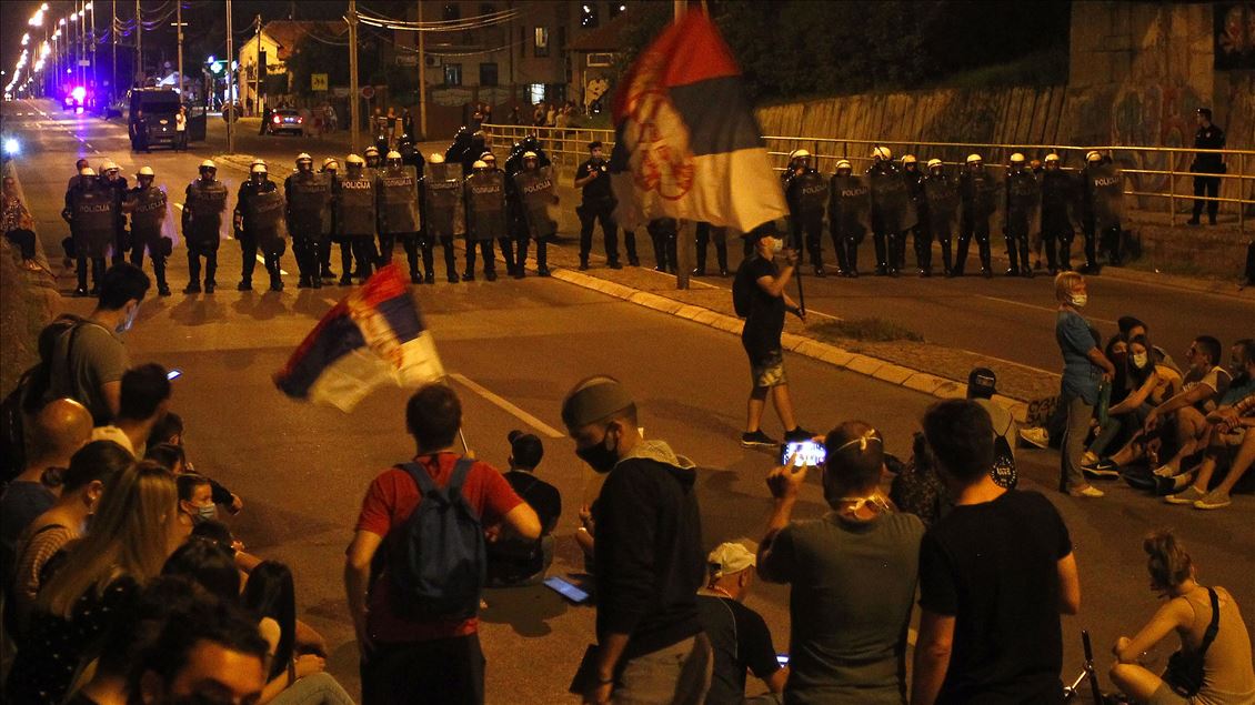 Sırbistan'da hükümet karşıtı protestolar 