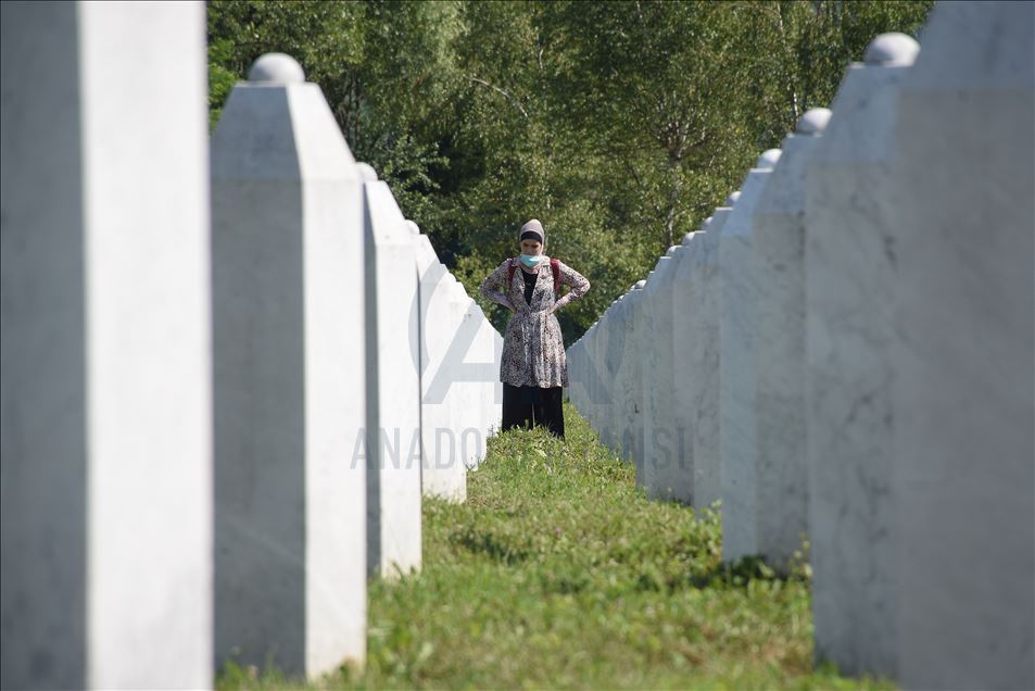 Srebrenitsa Soykırımı'nın 9 kurbanı daha bugün toprağa verilecek