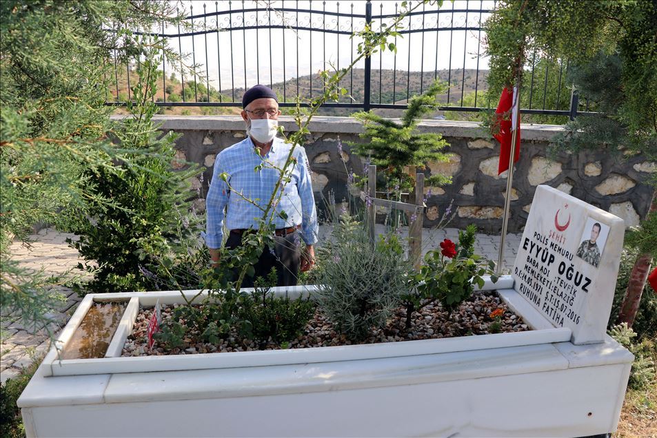 15 Temmuz şehidi Eyyüp Oğuz'un babası evladıyla gurur duyuyor