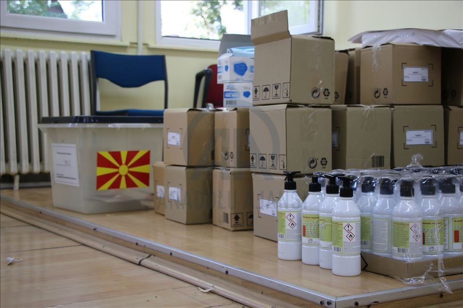Почнува тридневното гласање на предвремените парламентарни избори во Северна Македонија