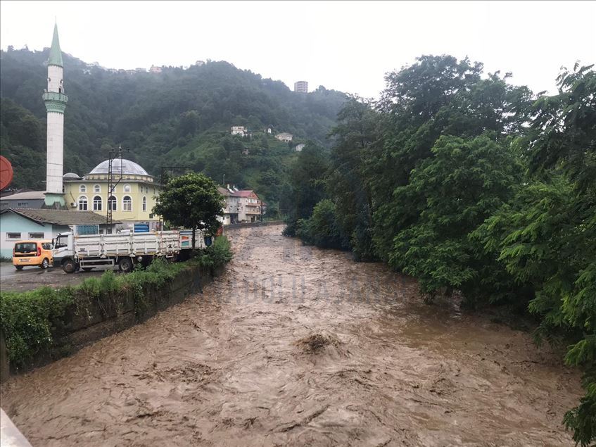 Rize'nin Çayeli ilçesindeki sel bölgesinin son durumu havadan görüntülendi