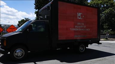 ABD'de 15 Temmuz led panolarla anlatıldı