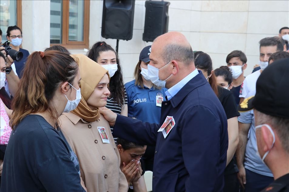 Siirt'teki operasyonda şehit olan 2 polis için tören düzenlendi