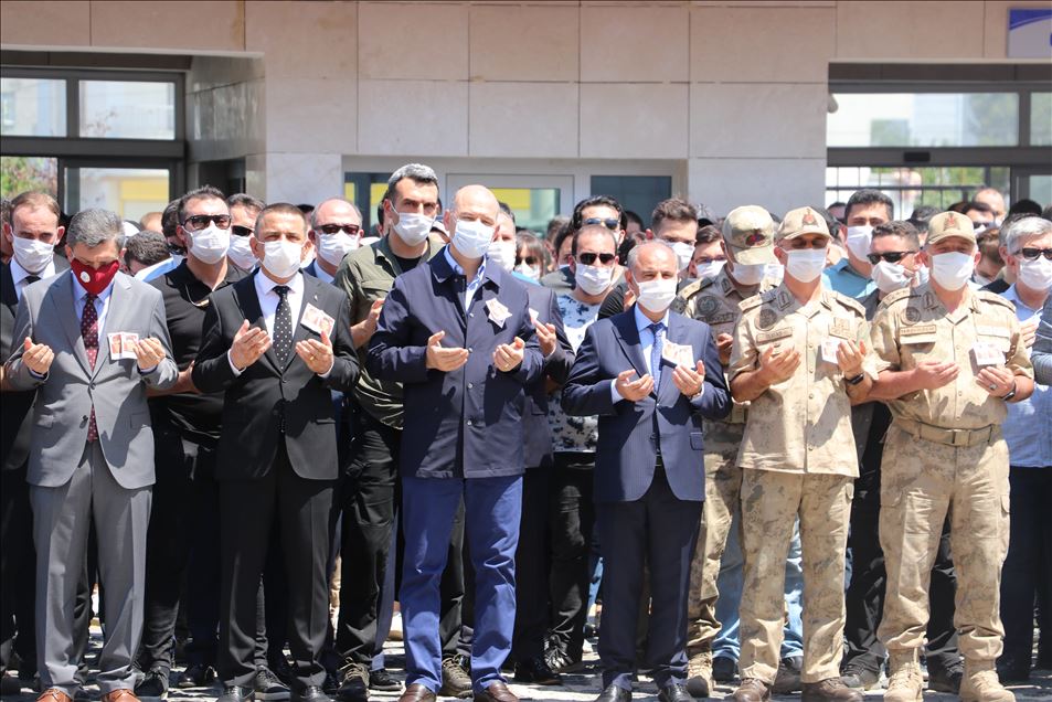 Siirt'teki operasyonda şehit olan 2 polis için tören düzenlendi