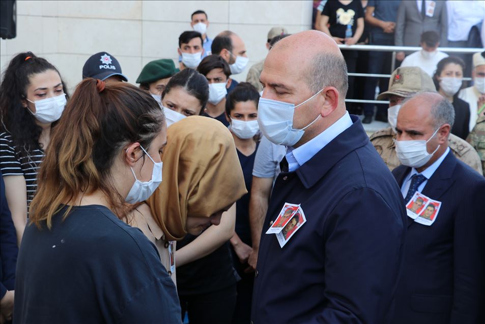 Siirt'teki operasyonda şehit olan 2 polis için tören düzenlendi
