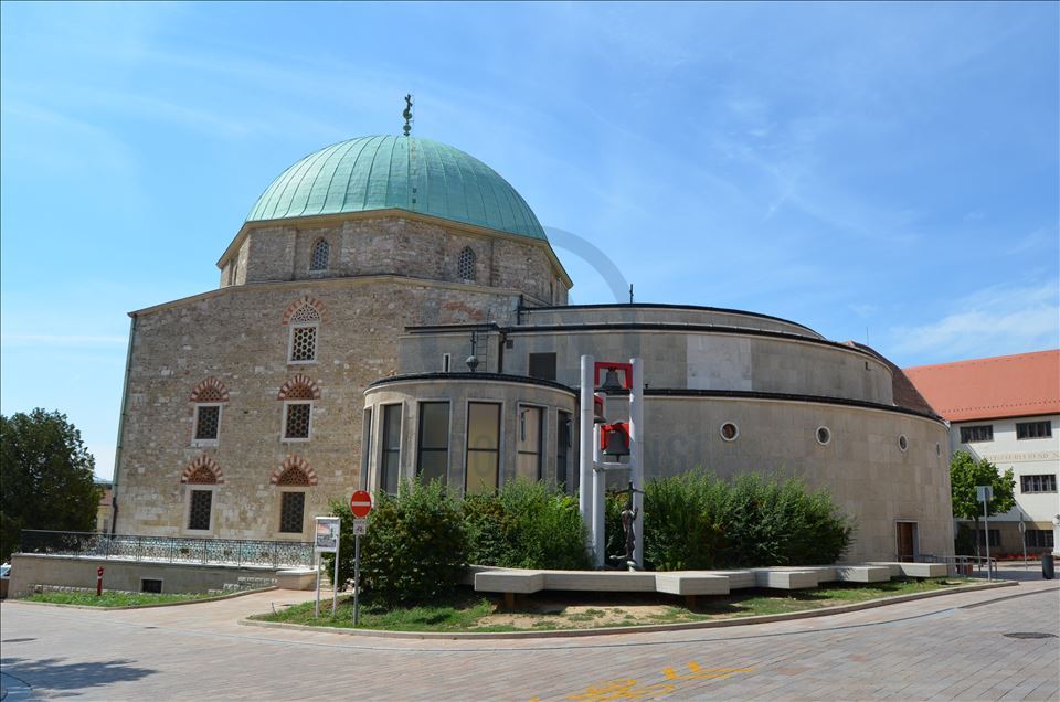 Arkitekti turk: Në 18 vende, 329 xhami dhe monumente osmane u shndërruan në kisha
