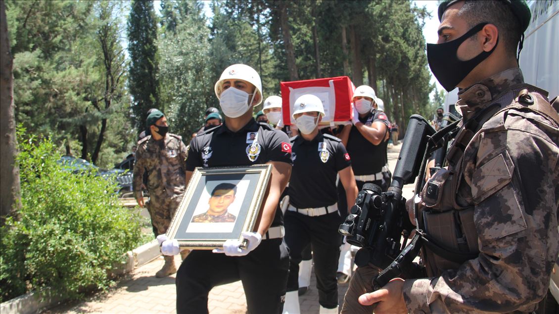 Siirt'te şehit düşen Özel Harekat polisi Kurtul son yolculuğuna uğurlandı