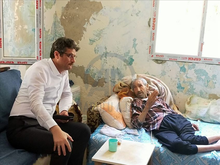 "Vefa'lı öğretmenlerin" desteğiyle evleri yenilendi