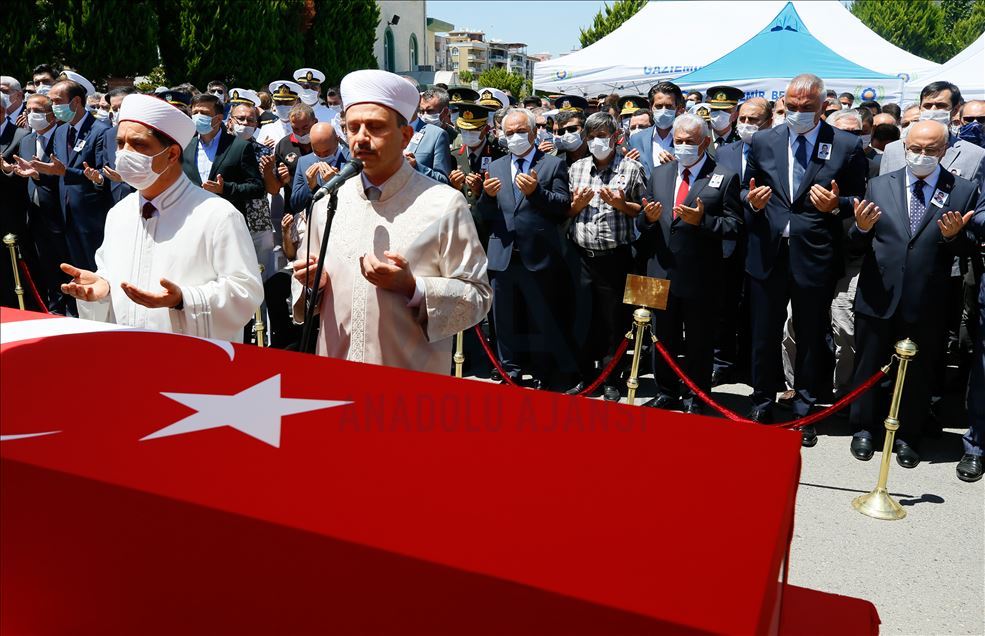 Şehit Komiser Yardımcısı Semih Güzelay, son yolculuğuna uğurlandı