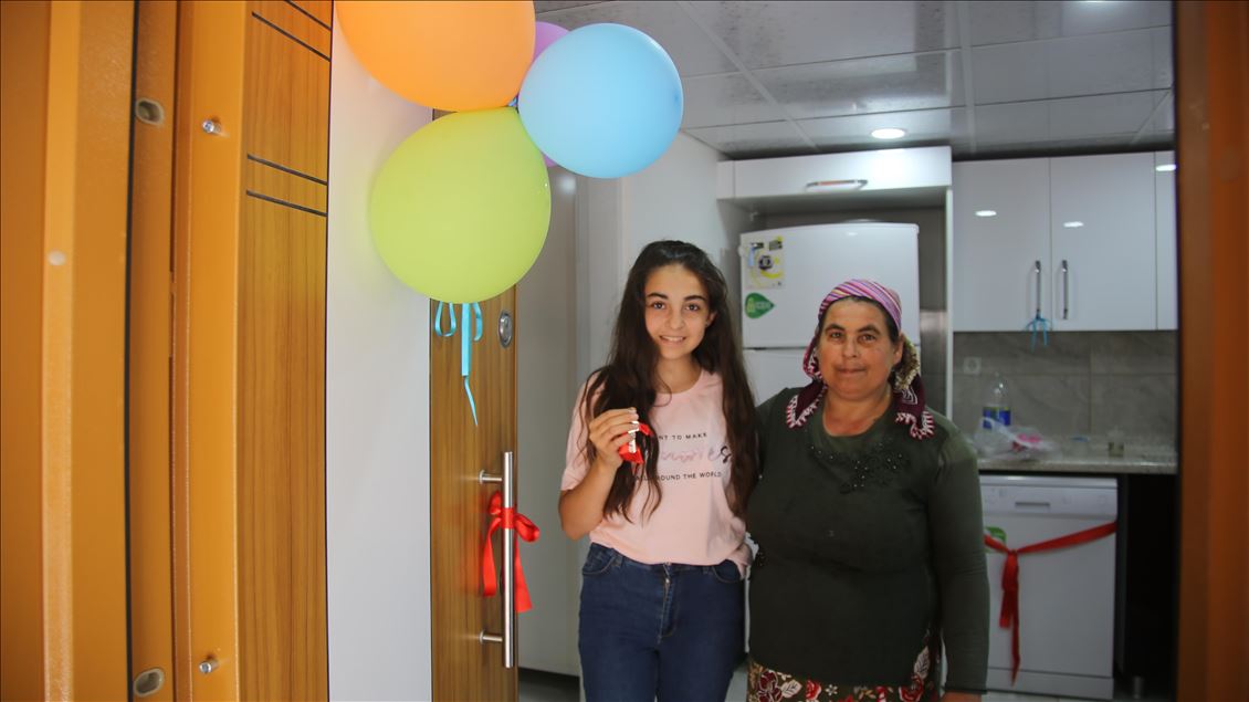 "Vefa'lı öğretmenlerin" desteğiyle evleri yenilendi