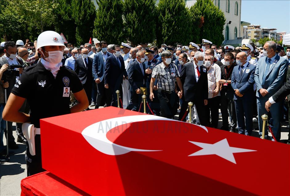 Şehit Komiser Yardımcısı Semih Güzelay, son yolculuğuna uğurlandı