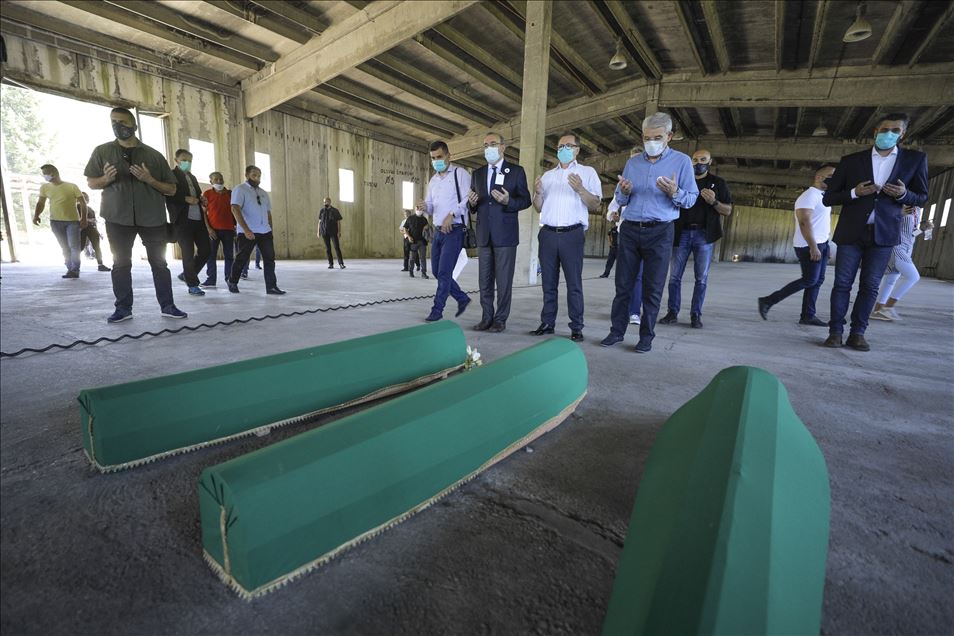 Srebrenitsa soykırımının 25.yıl dönümü