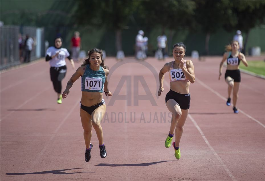 Atletizmde pist sezonu Ankara'da açıldı
