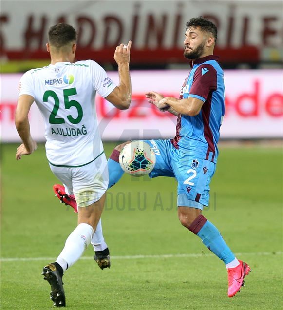 Trabzonspor Sahasında Konyaspor'a 4-3 Yenildi