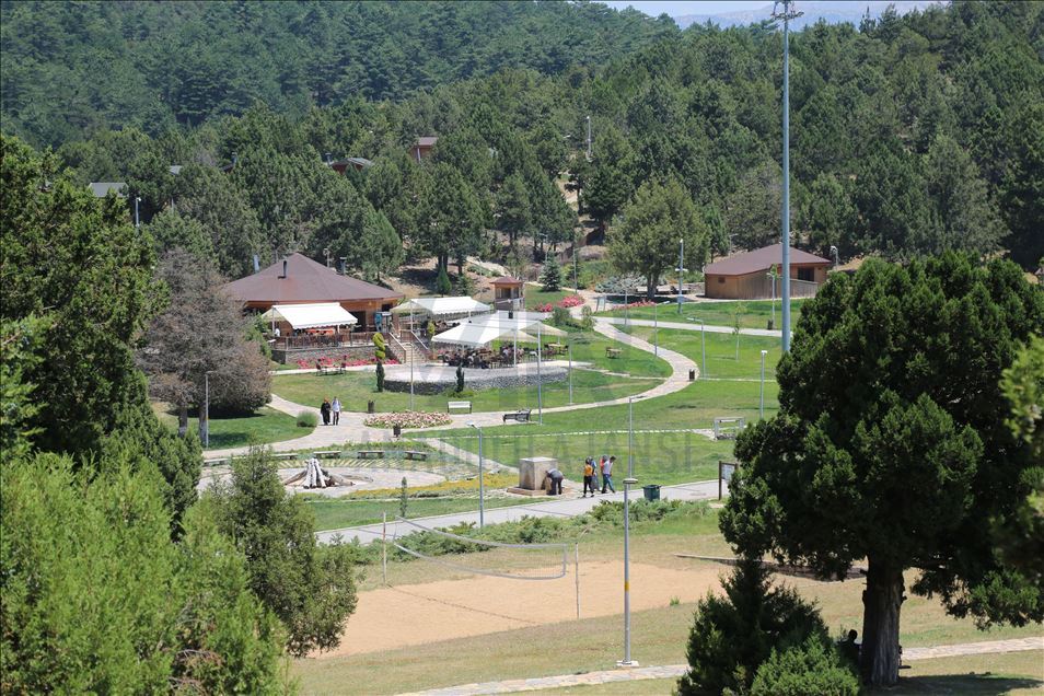 İZOLE TATİLİN ALTERNATİF ADRESLERİ YAYLALAR - Doğa turizminin gözdesi Denizli yaylaları