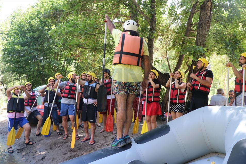 Terörden temizlenen Tunceli'de rafting ve zipline yoğun ilgi