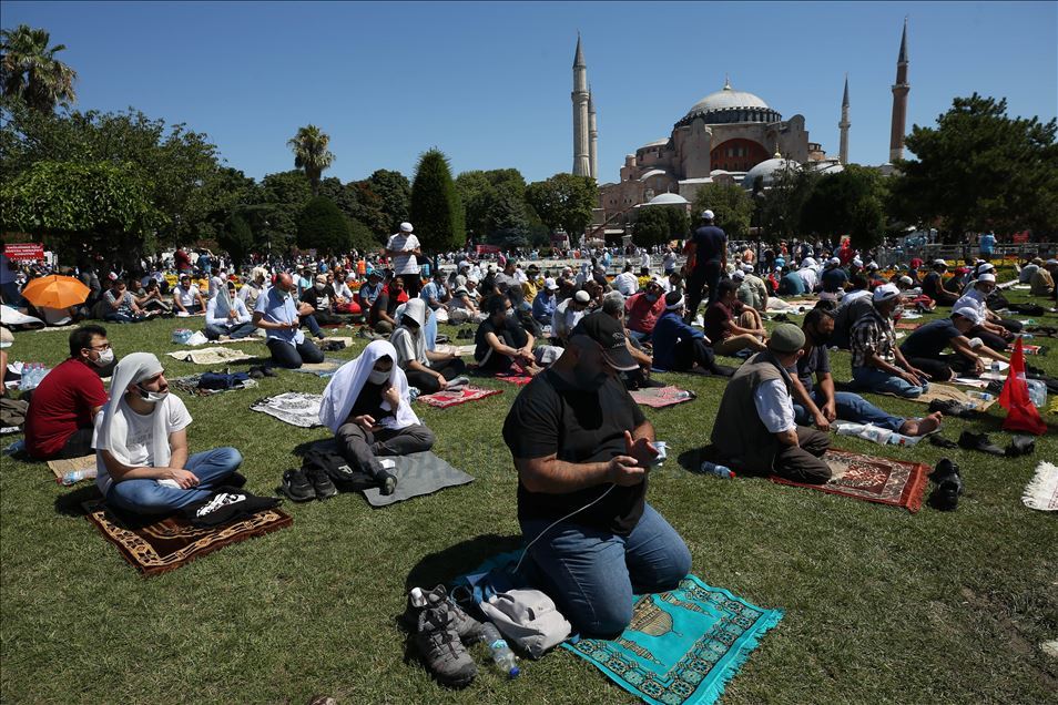 People flock the Hagia Sophia Mosque for the Friday Prayer
