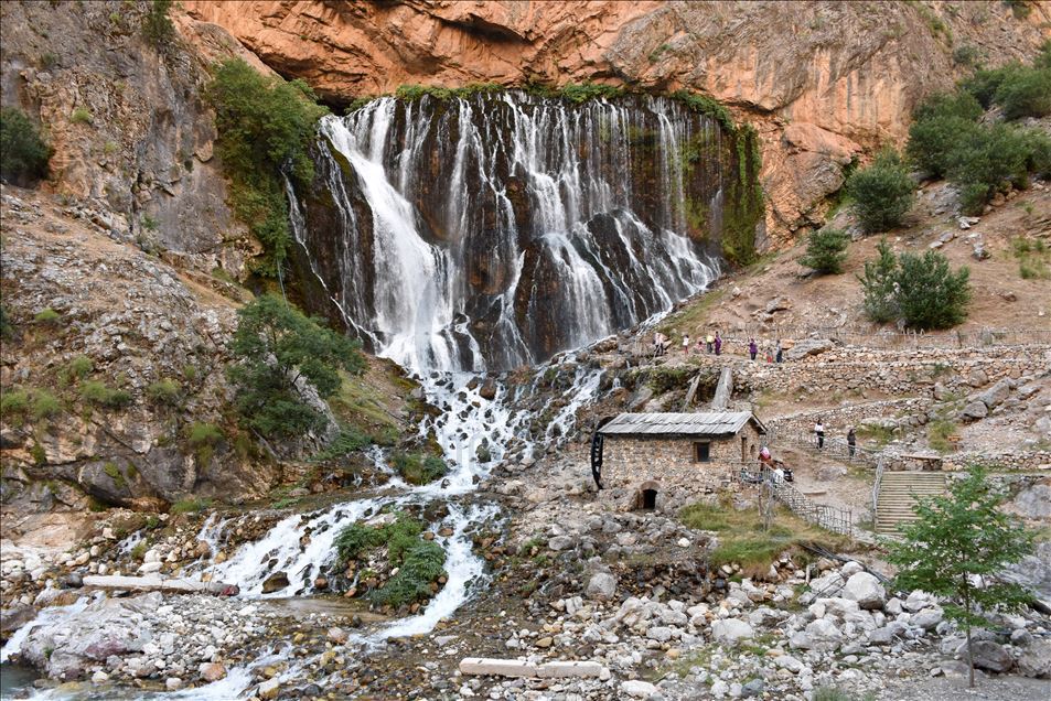 Kapuzbasi Waterfall in Turkey's Kayseri