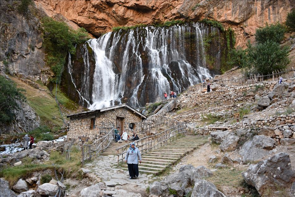 Kapuzbasi Waterfall in Turkey's Kayseri