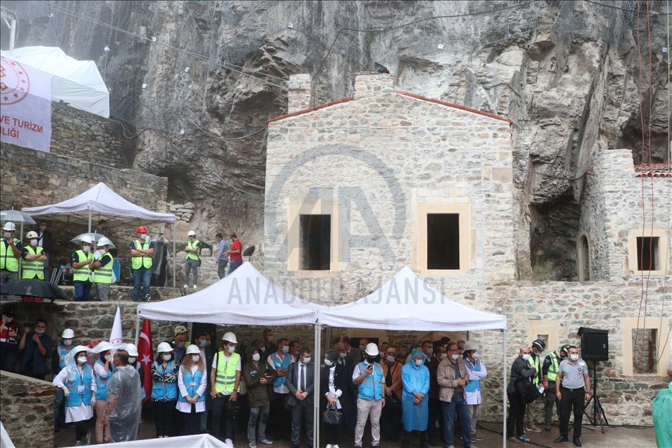 Sümela Manastırı restorasyonun ardından yeniden ziyarete açıldı