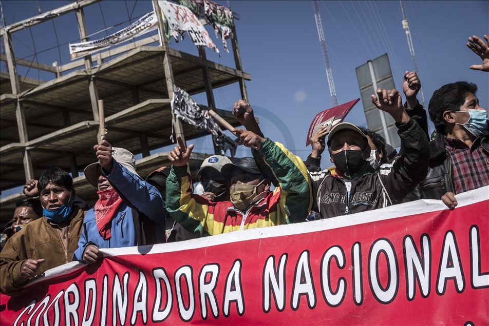 Demonstrasi di Bolivia menentang penundaan pemilihan presiden
