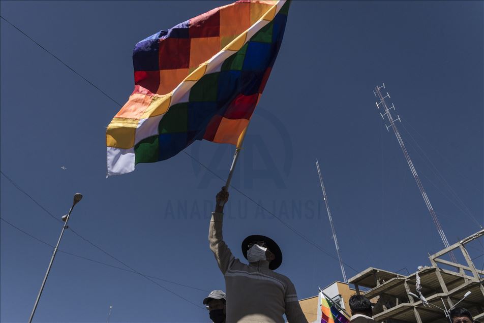 Demonstrasi di Bolivia menentang penundaan pemilihan presiden