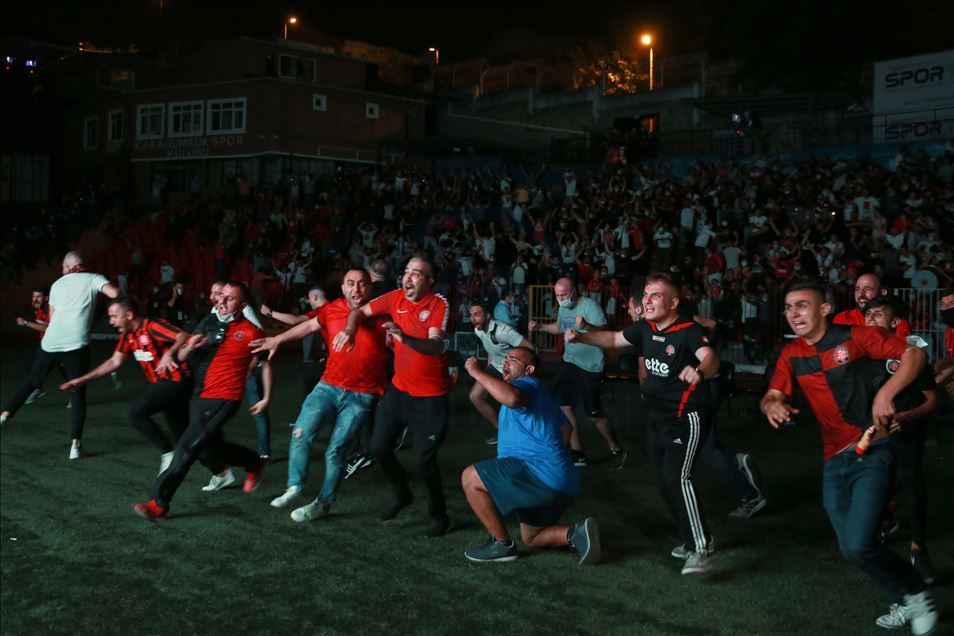 Fatih Karagümrük Süper Lig'e yükseldi