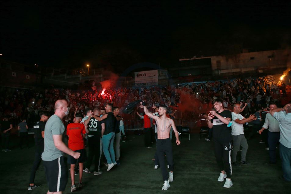 Fatih Karagümrük Süper Lig'e yükseldi