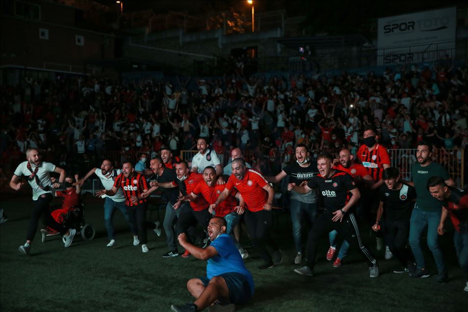 Fatih Karagümrük Süper Lig'e yükseldi