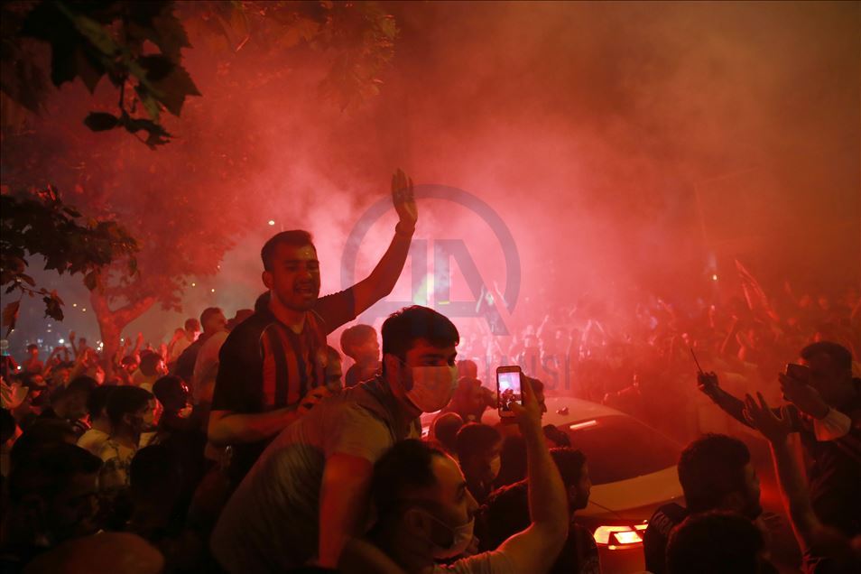 Fatih Karagümrük Süper Lig'e yükseldi